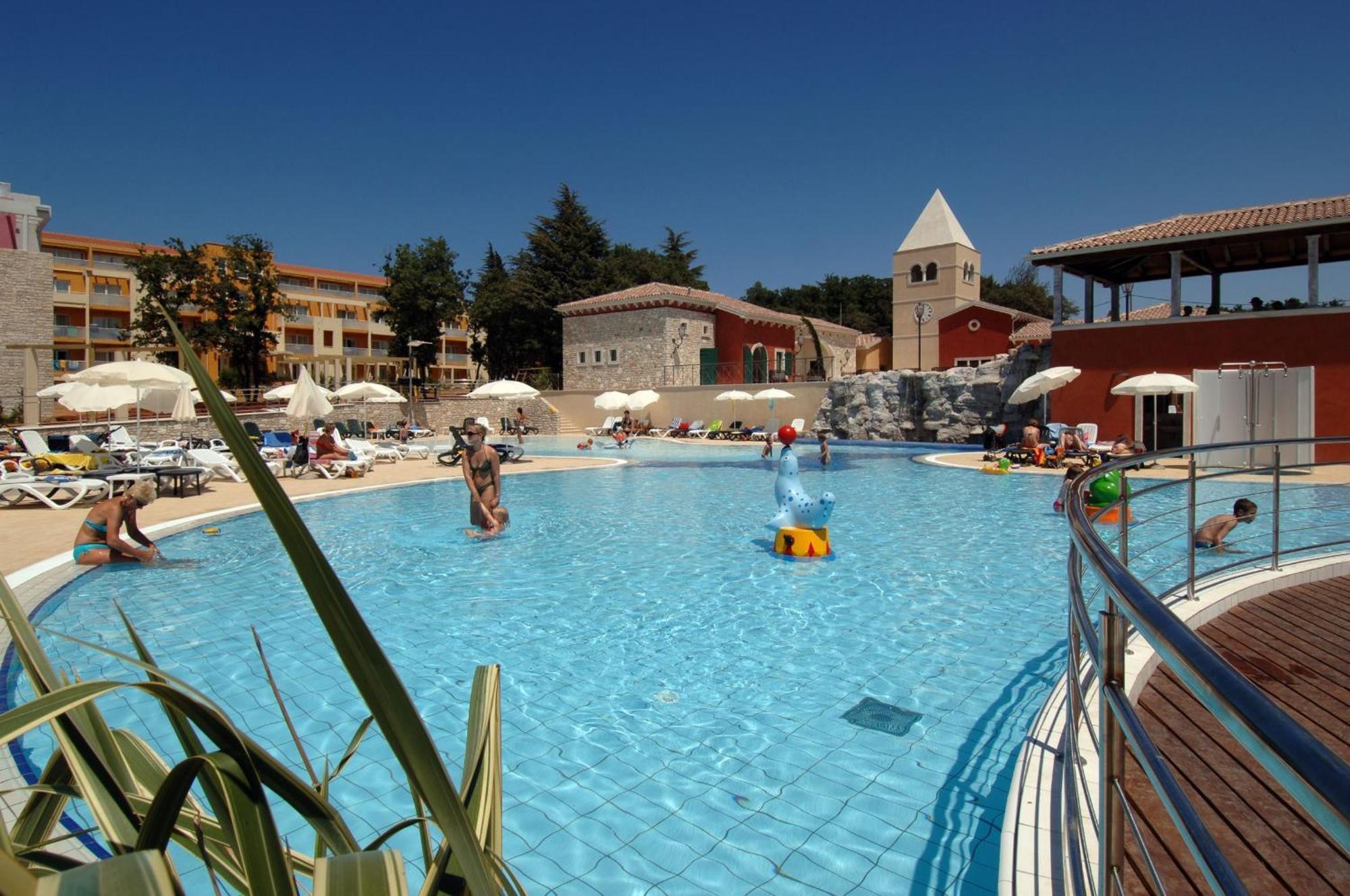 Hotel Garden Istra Plava Laguna أوماغ المظهر الخارجي الصورة